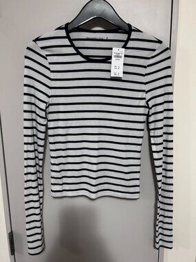 Abercrombie & Fitch White Navy Striped Ribbed Top Women's M NWT